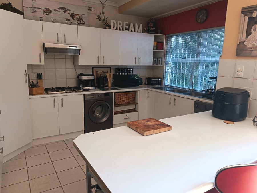 4 Bedroom Property for Sale in Boston Western Cape